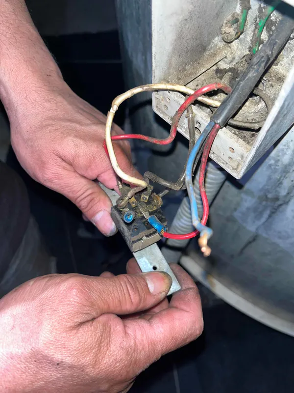 Kitchen Exhaust Fan Repairs